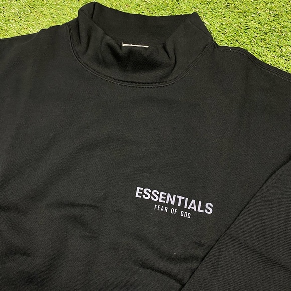 Brand new women’s fear of god essentials mock neck pullover sweater size XS - Picture 2 of 4